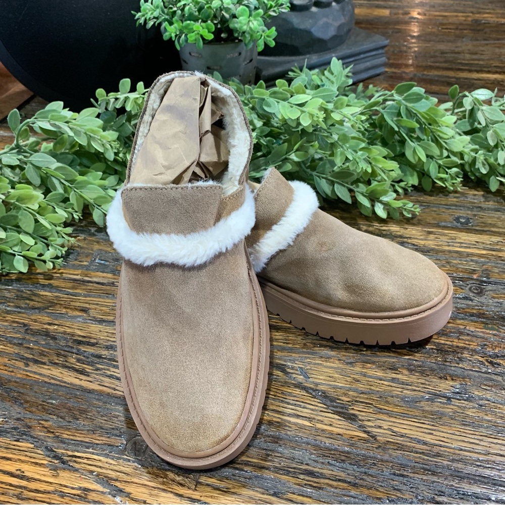 Zara Suede Tan Faux Fur Lined Slippers 8